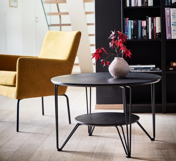 Circle soffbord - Espresso med ben i svart metall - Folkets Möbler