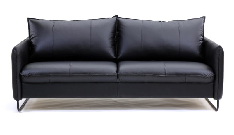 Chic soffa i svart läder - Pohjanmaan