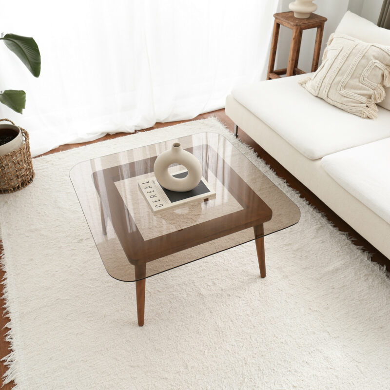 Soho kvadratiskt soffbord - Furuträ med rökfärgat glas - Miljö hem