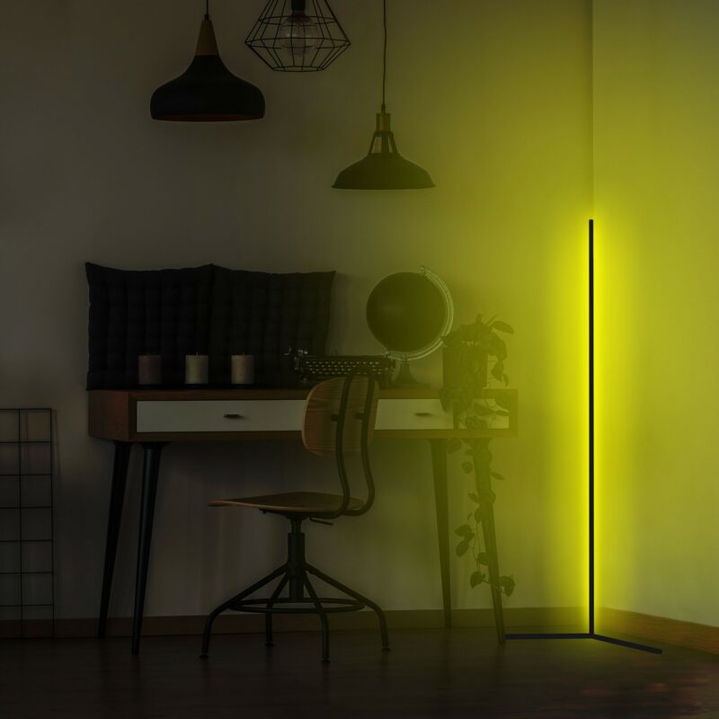 Lumos LED-lampa, golvlampa - Folkets Möbler